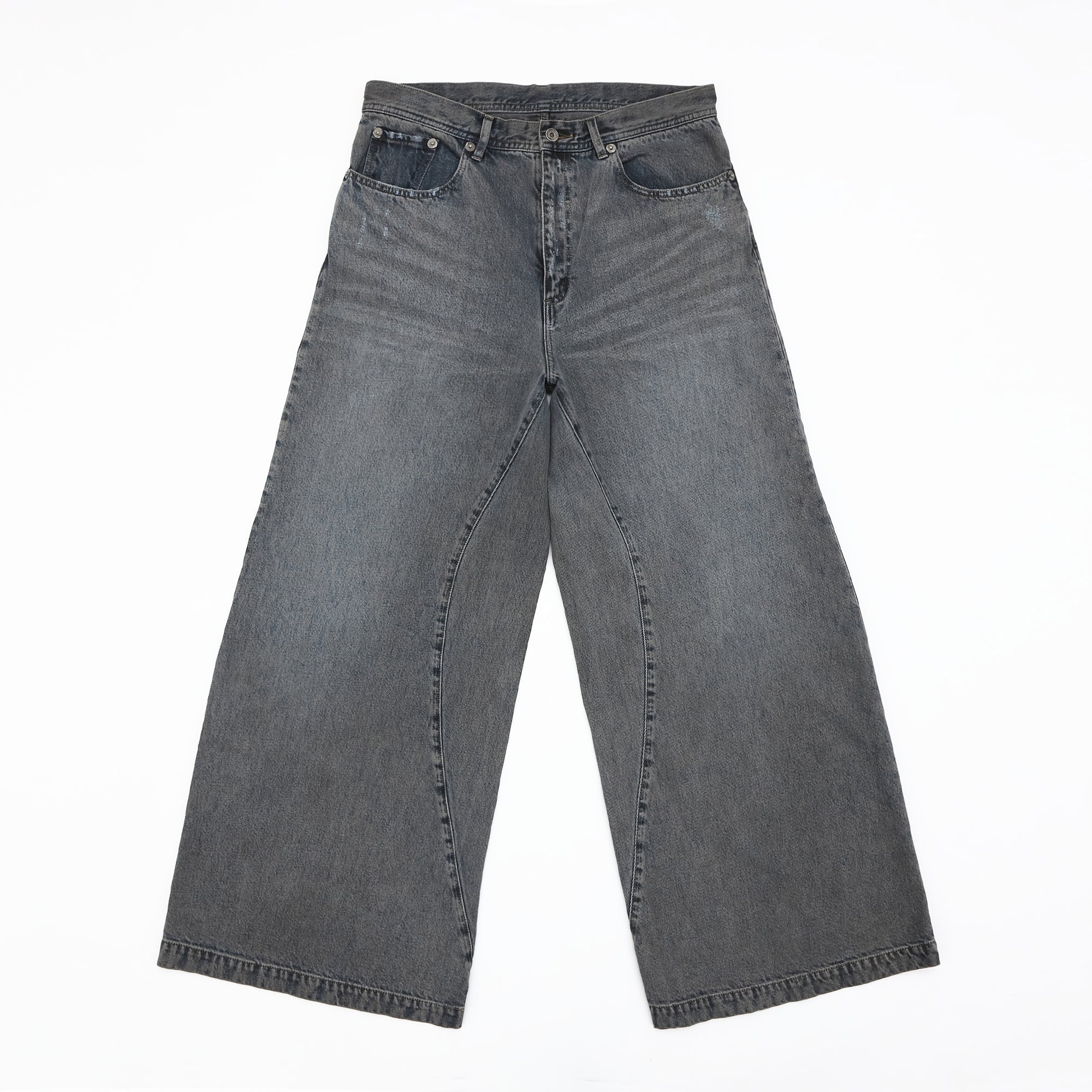 ボウレッグバギーデニムパンツ