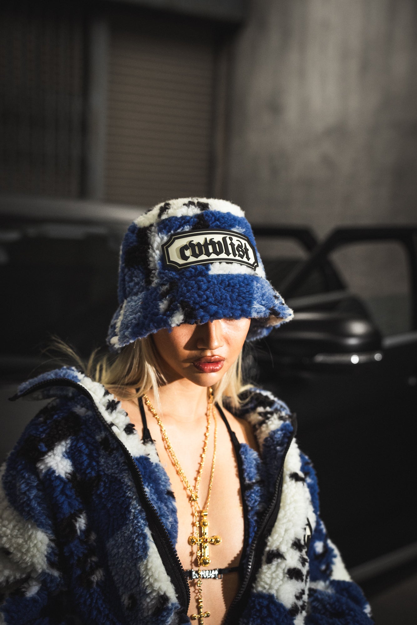 Bob Bom Fleece Bucket Hat