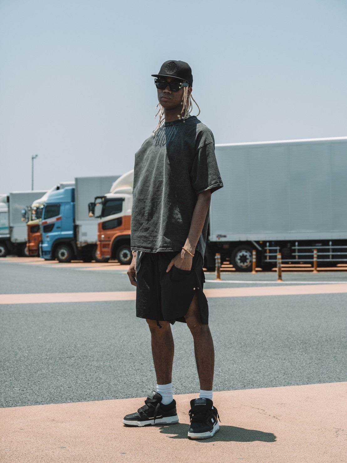 Big Slit Cargo Shorts
