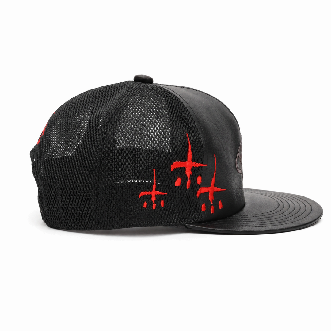 LEATHER SNAPBACK CAP DIAMOND LOGO image 4